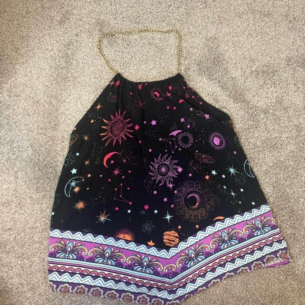No Boundaries Junior‎ Space Zodiac Chain Halter Top Women Junior Size 7-9